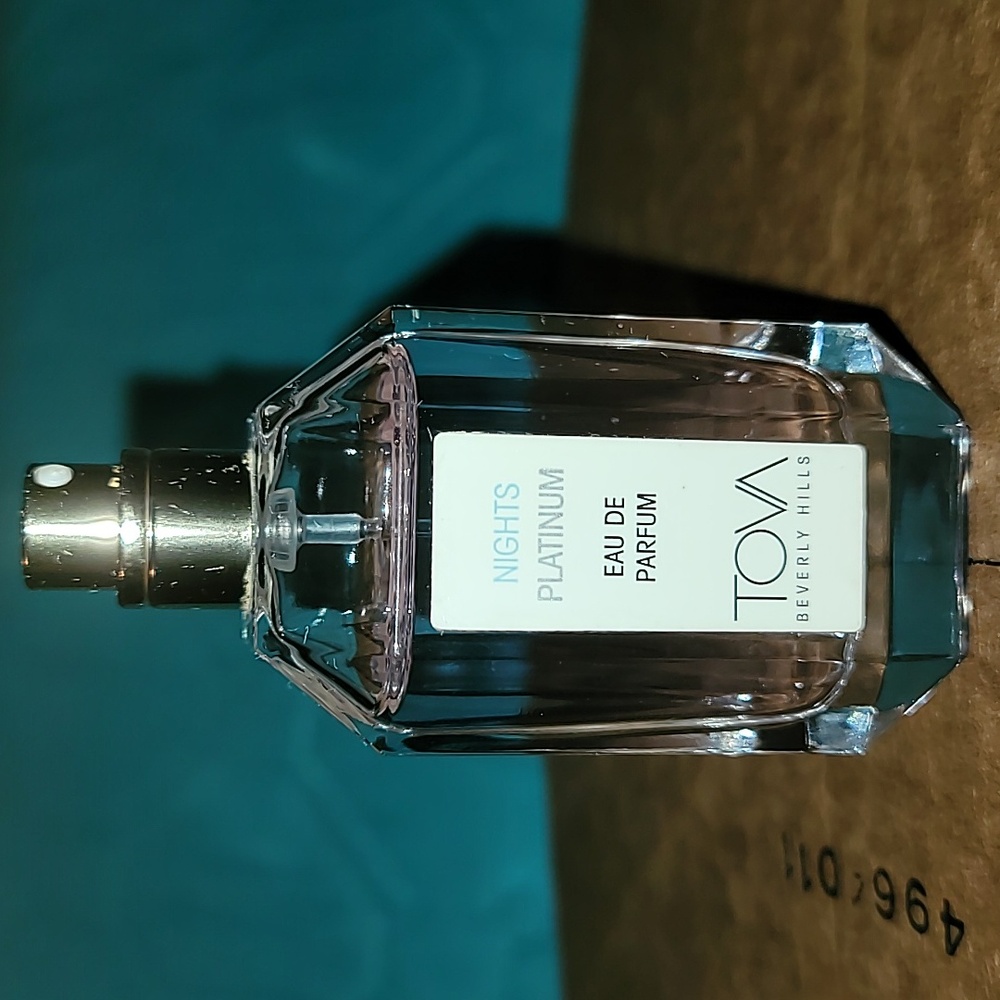 Tova Beverly Hills Nights‎ Platinum E.D.P. Fragrance Spray 1 fl.oz. 30ml